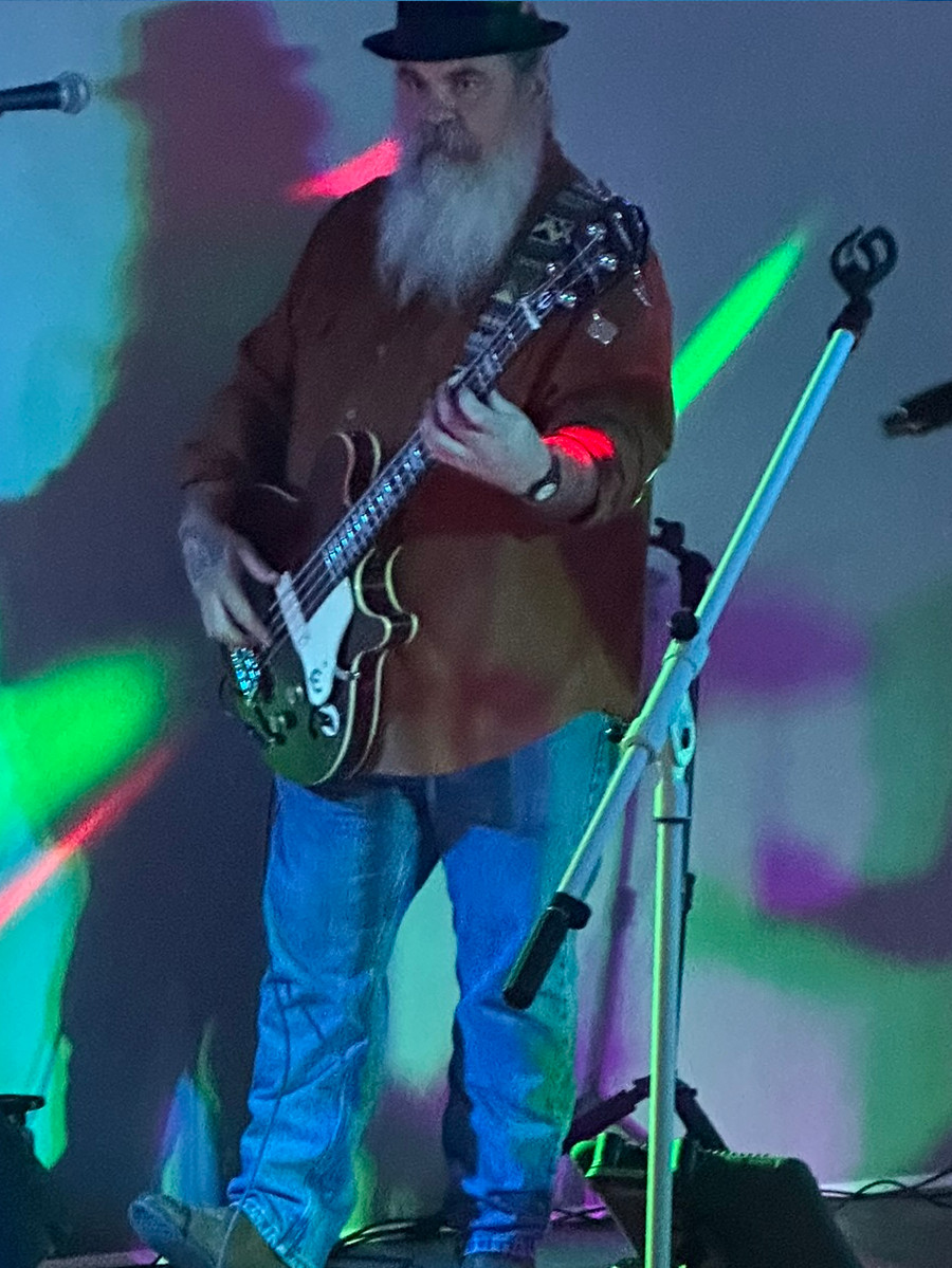 Bass Player of Draper Line